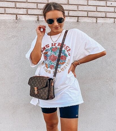 graphic tee outfit
